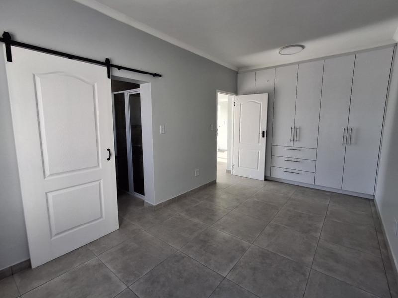 4 Bedroom Property for Sale in Da Gama Bay Western Cape